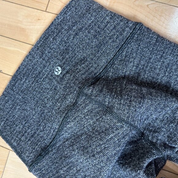 LULULEMON Charcoal Grey Soft Leggings Size 2 - Picture 5 of 6